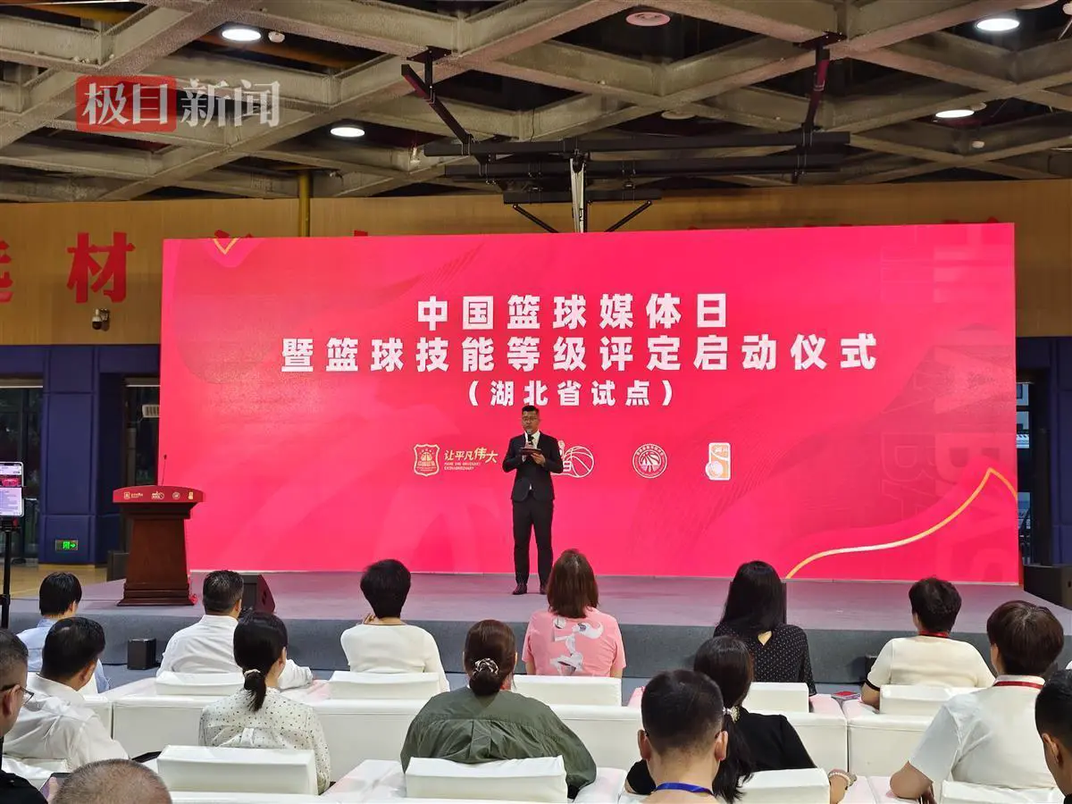 篮球教练如何制定总决赛的长期发展计划_2